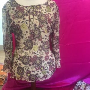 Ingenuity 2 piece top and skirt. Size 12 and 8. Like new